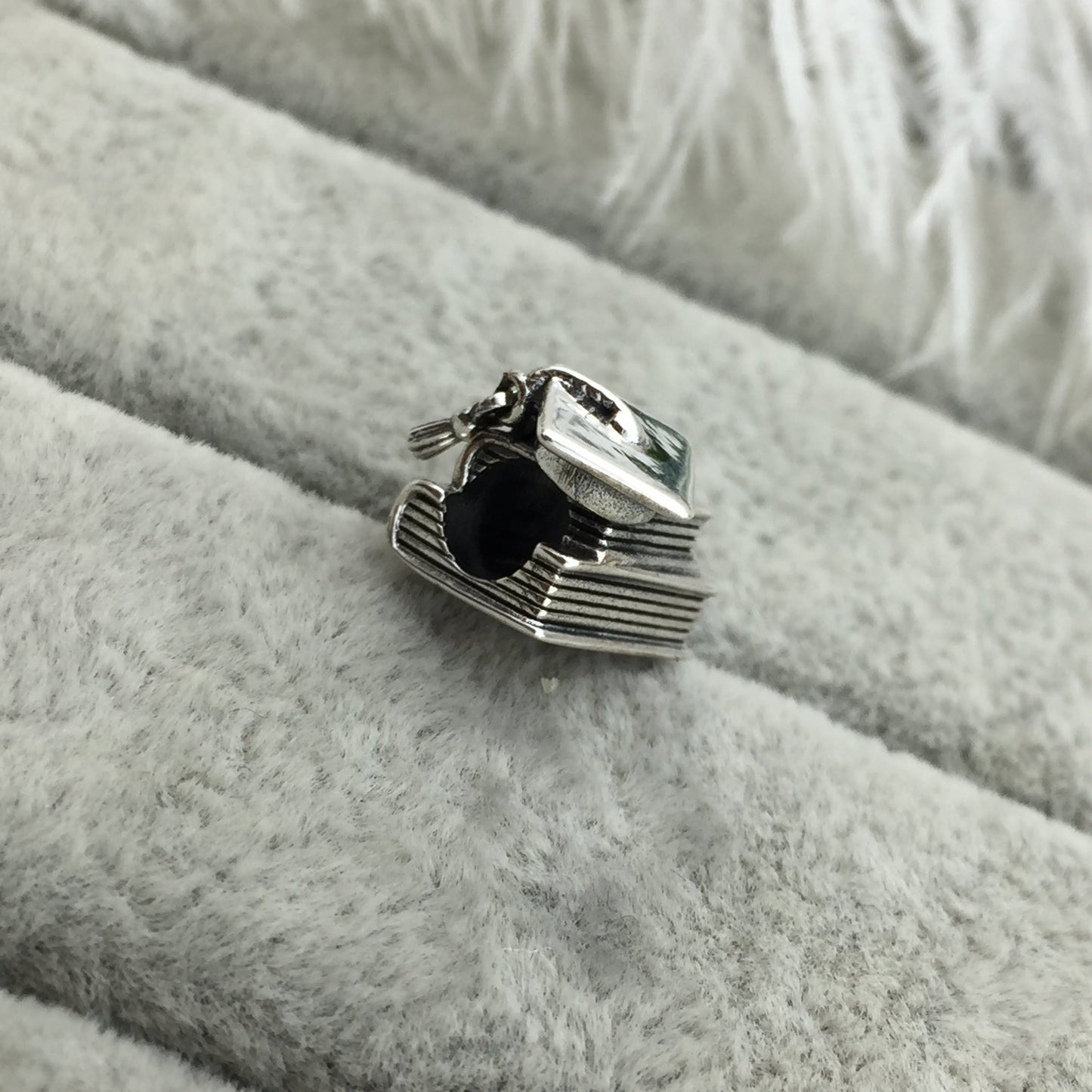 798034