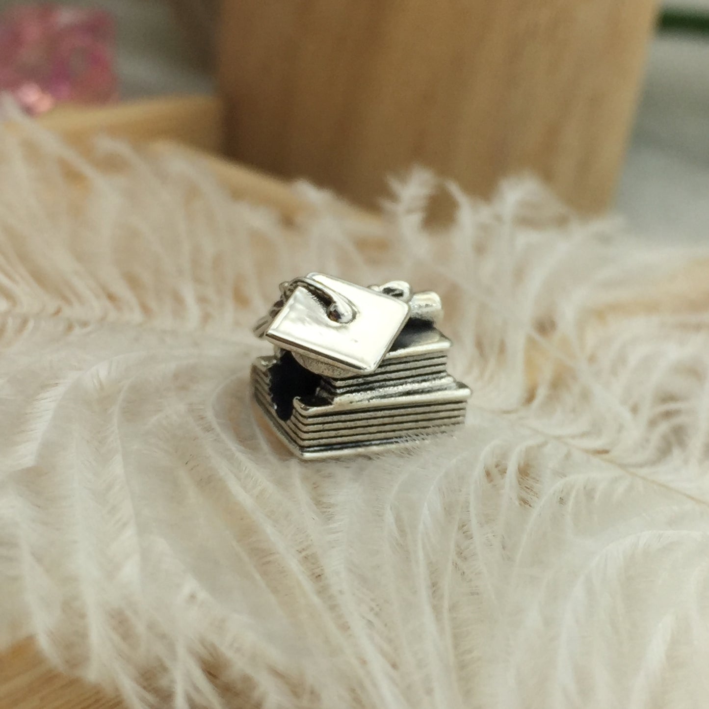 798034