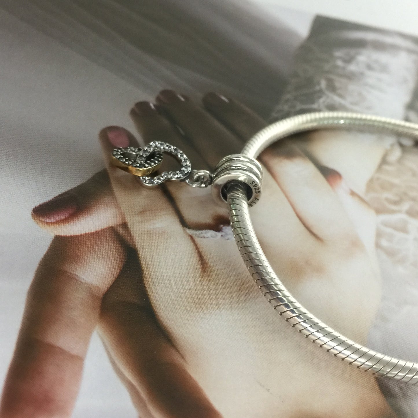 792068CZ