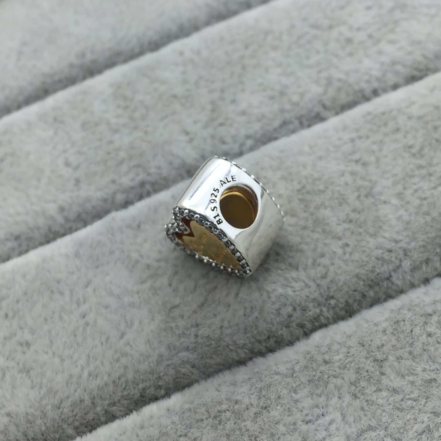 767606CZ