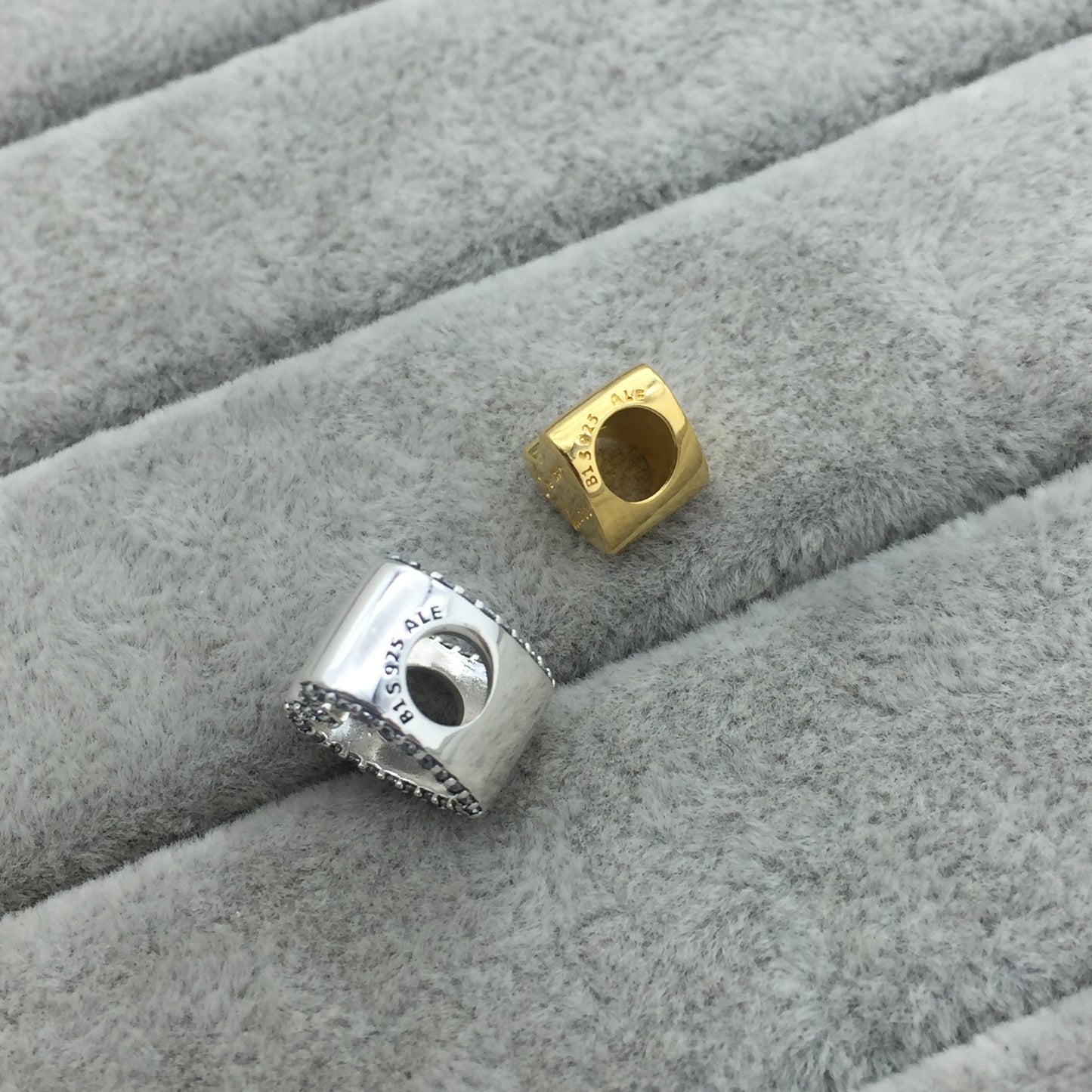 767606CZ