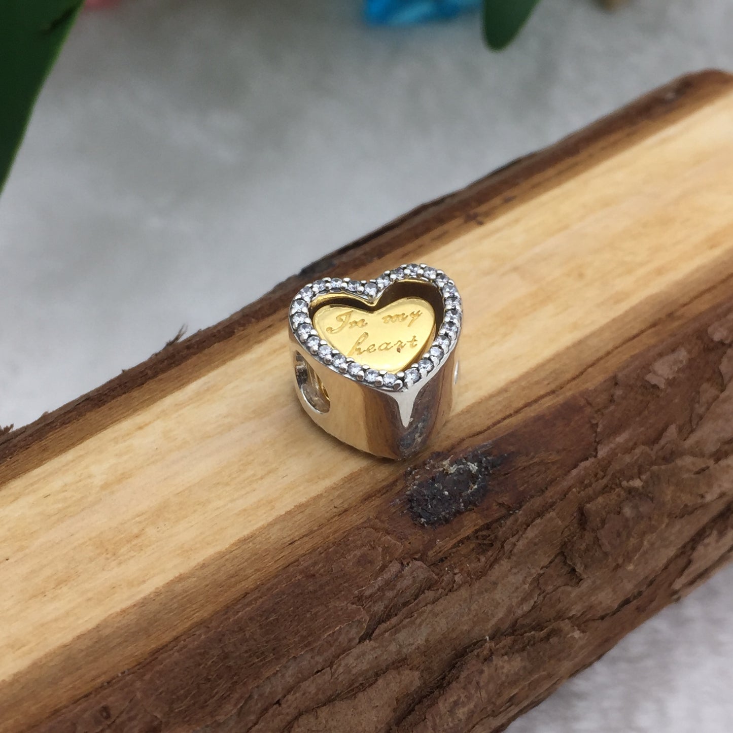 767606CZ