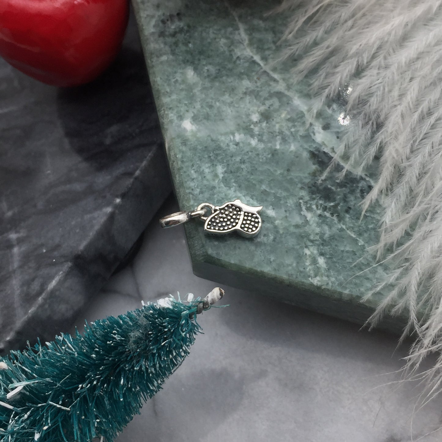 798392CZ