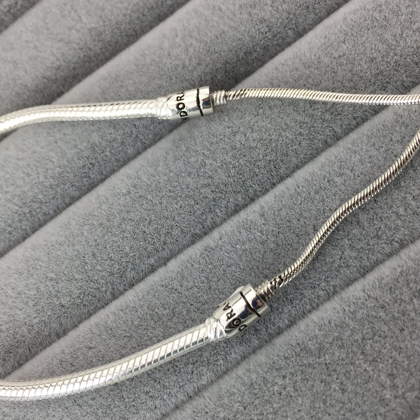 597125CZ