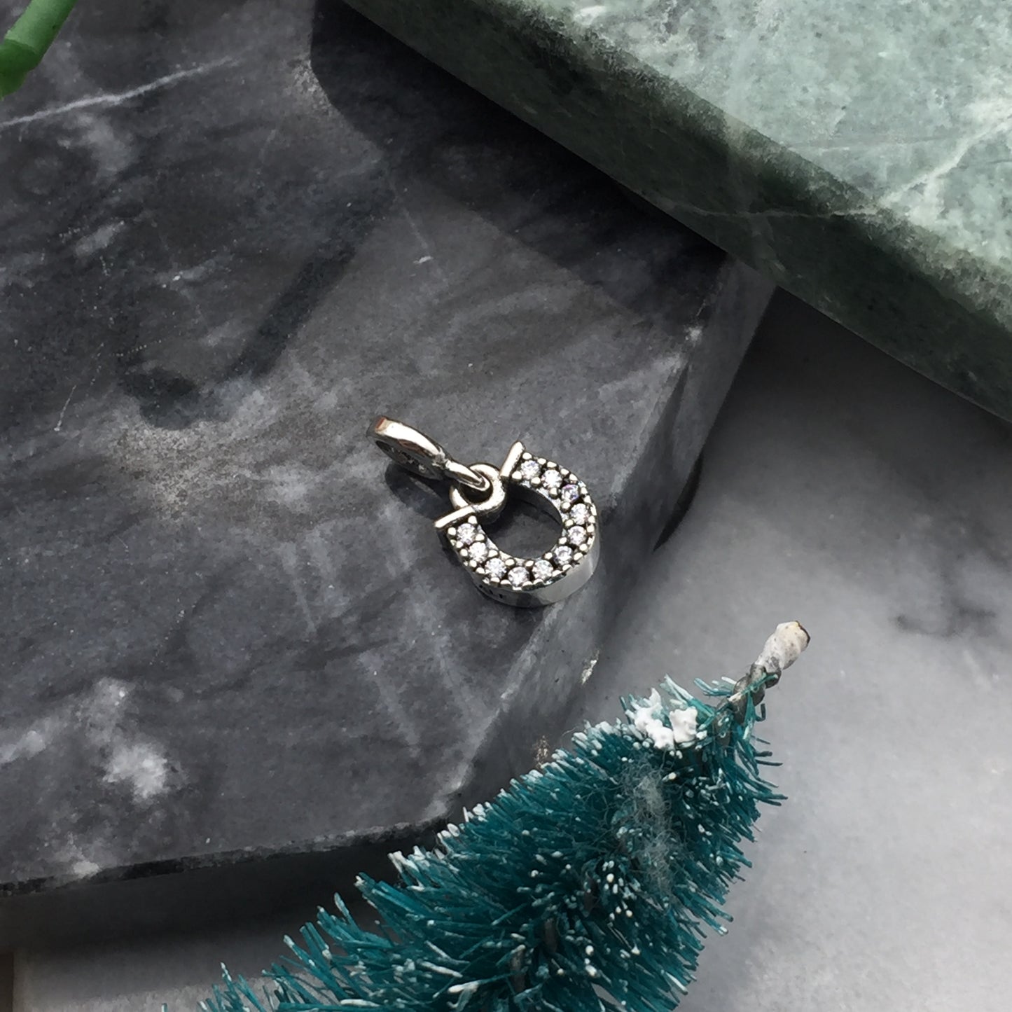 798379CZ