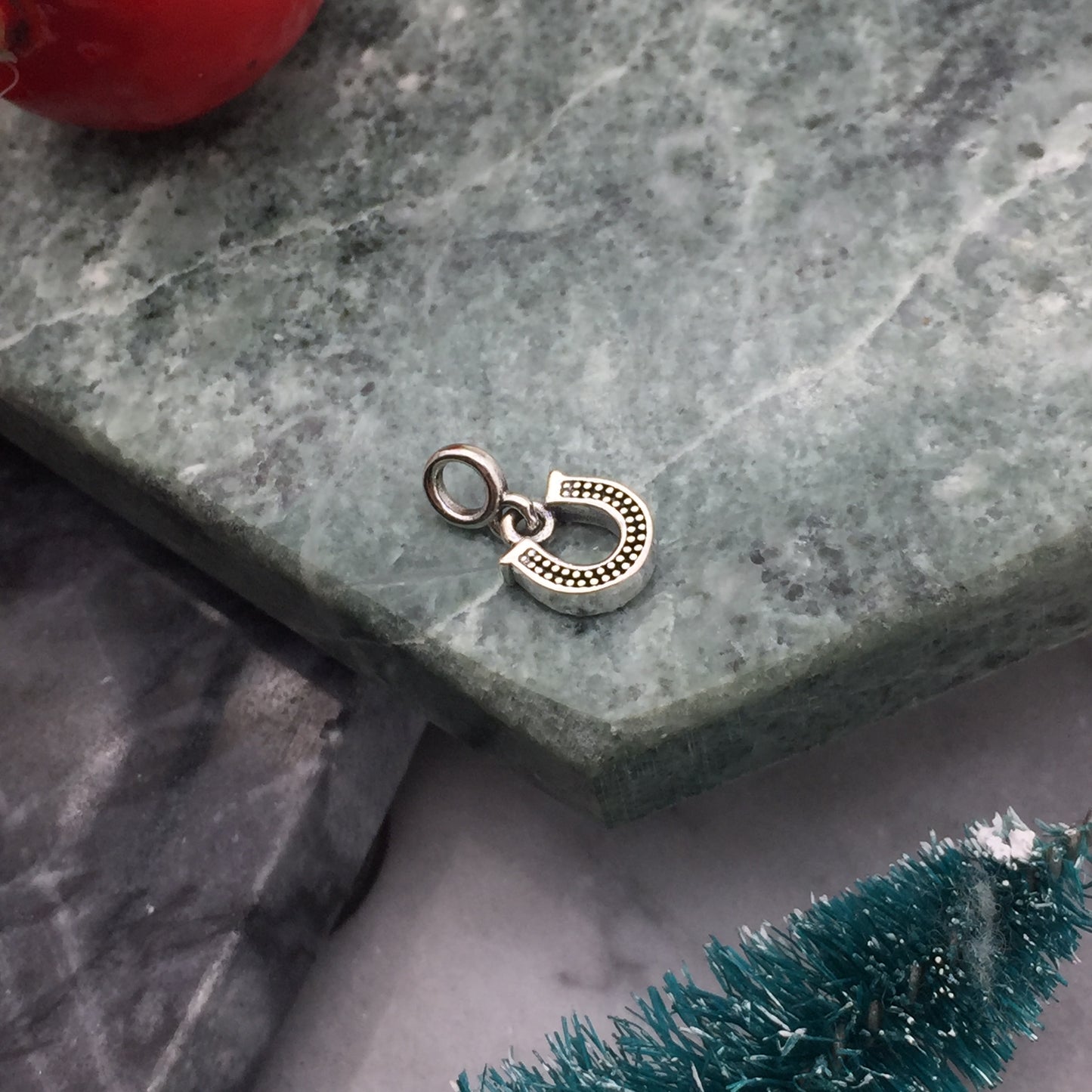 798379CZ
