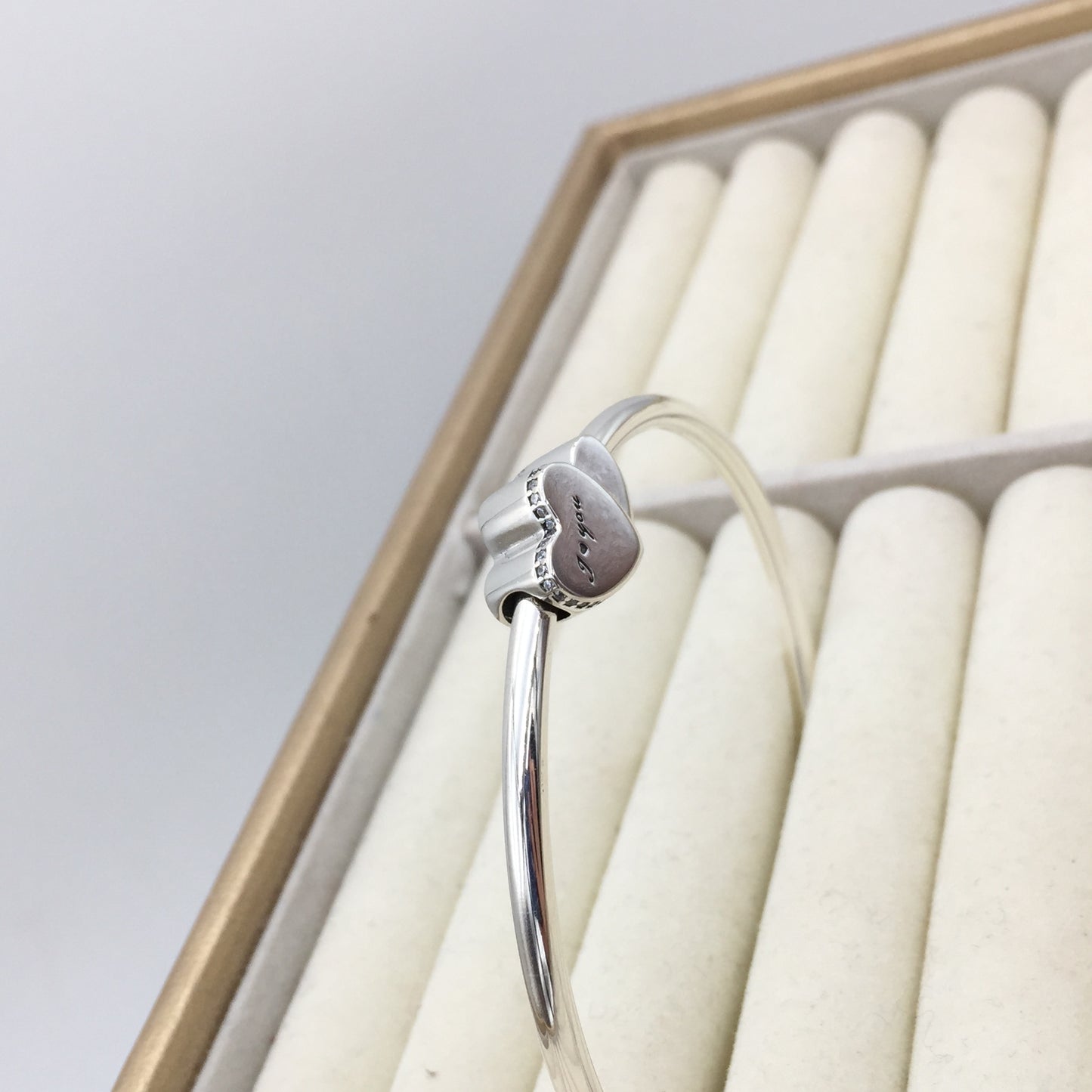 796560CZ