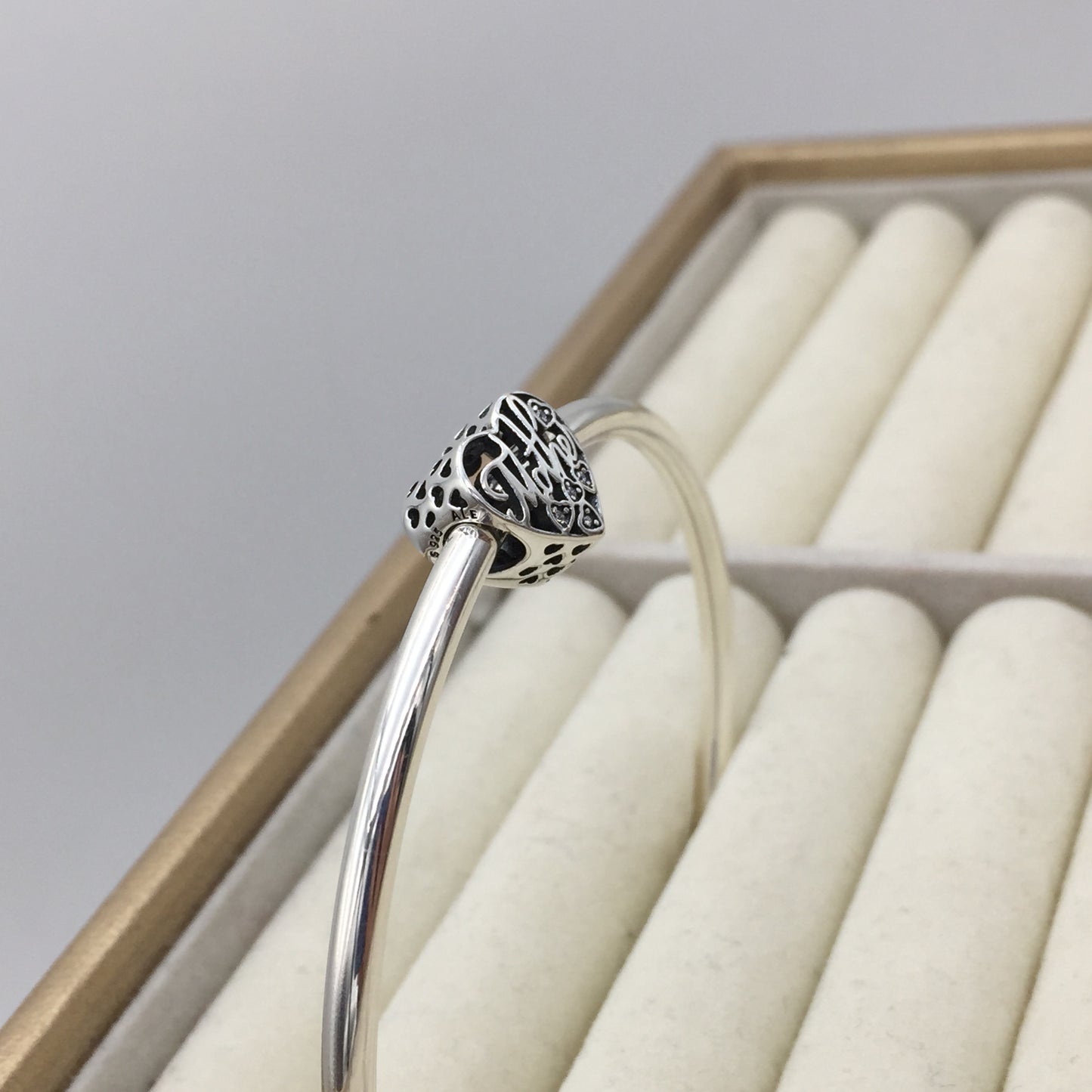 792109CZ