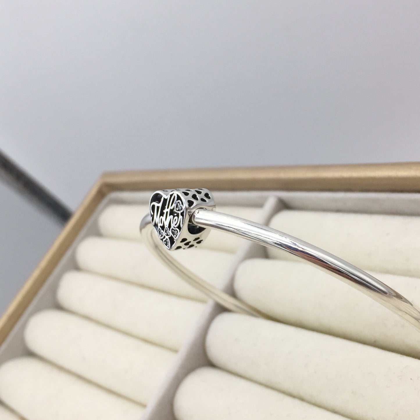 792109CZ