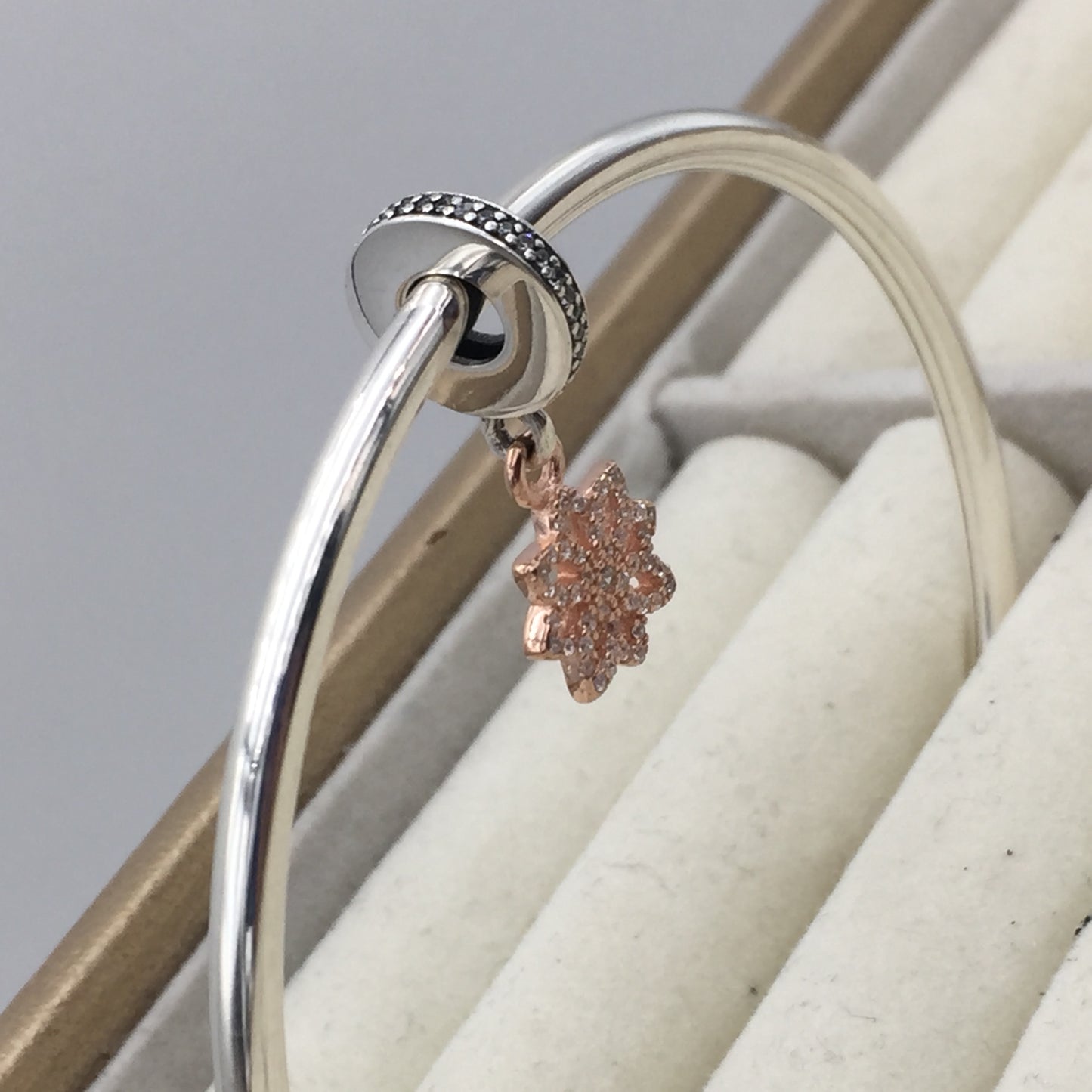 781757CZ