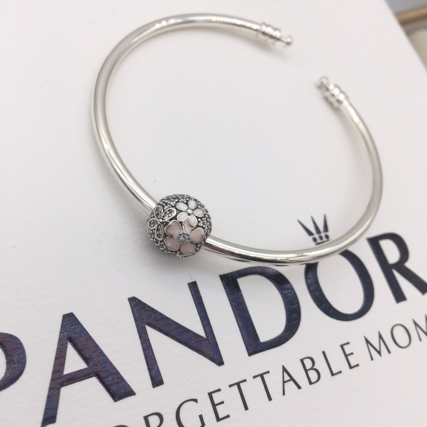 792084CZ