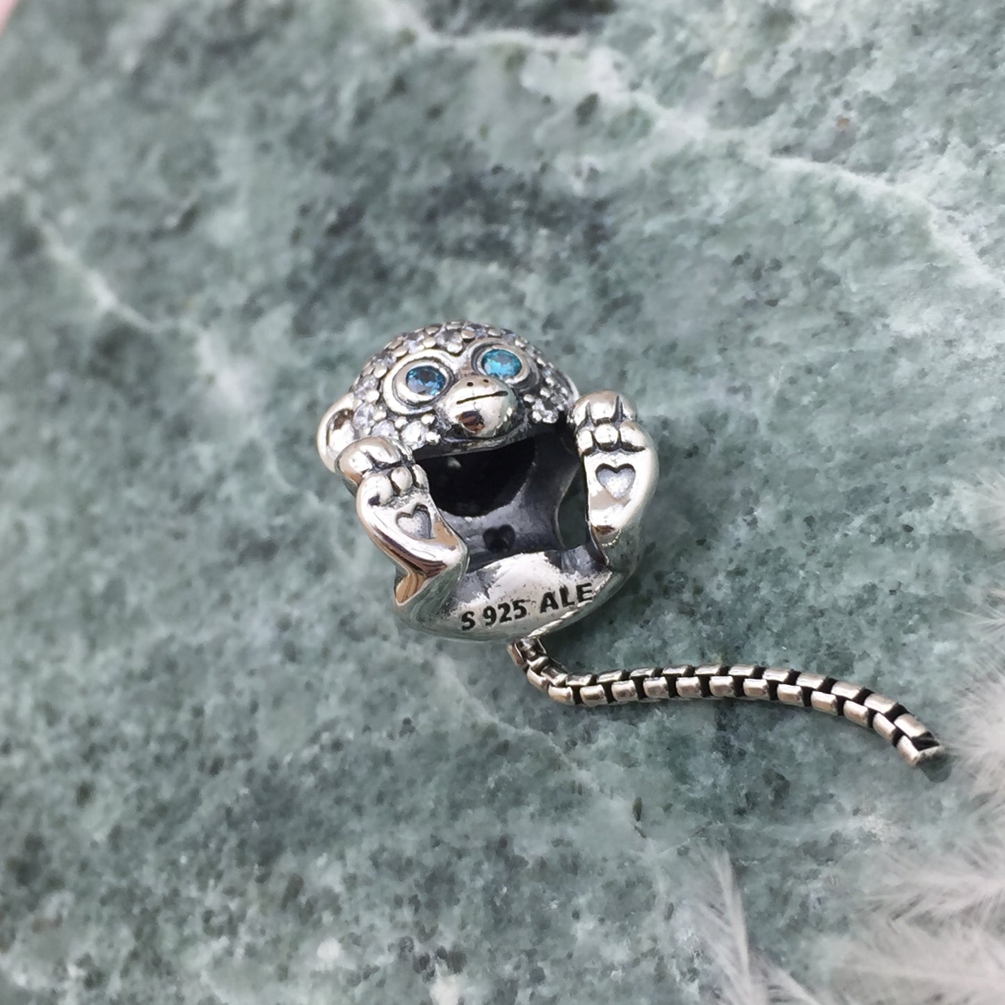 798054CZ