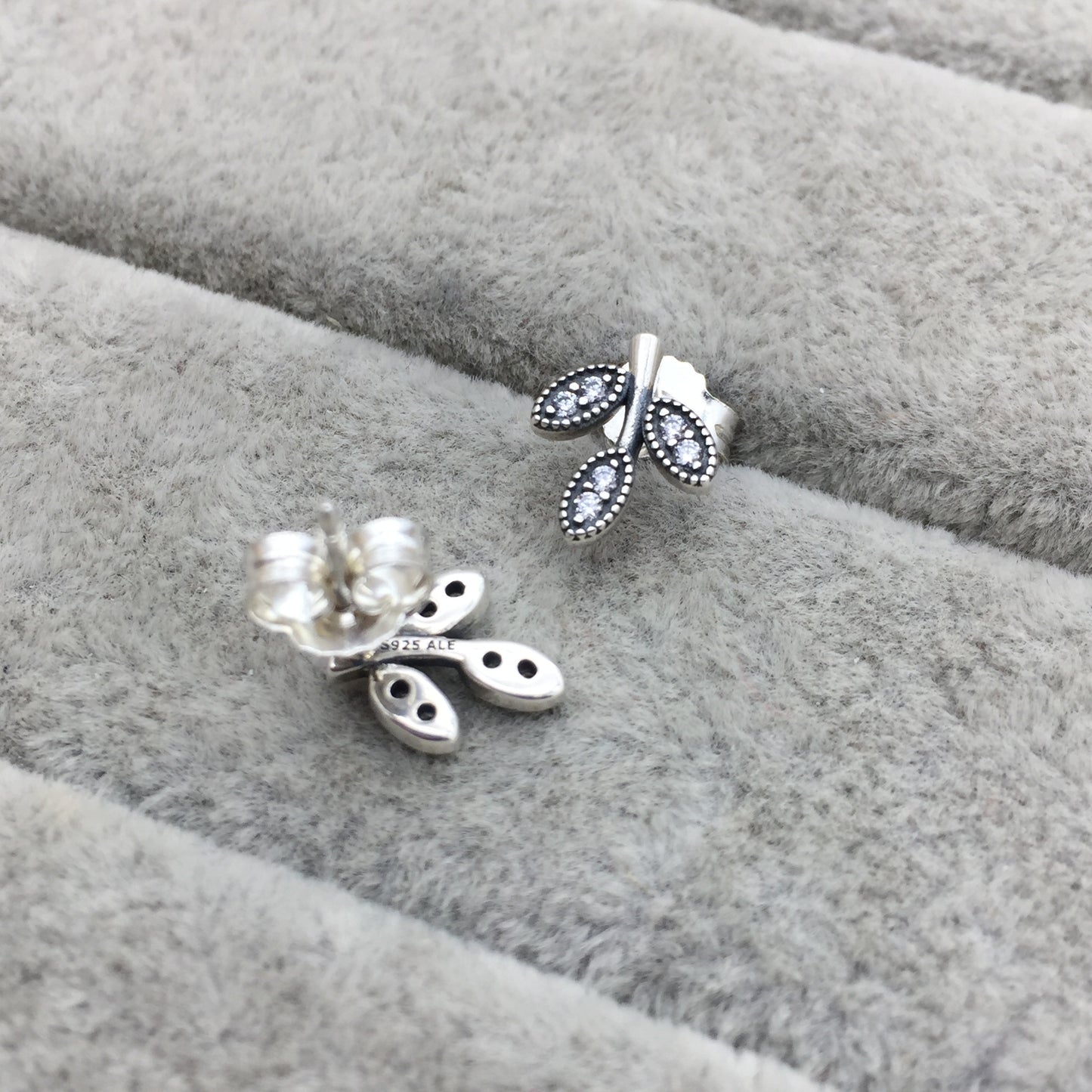 290564CZ