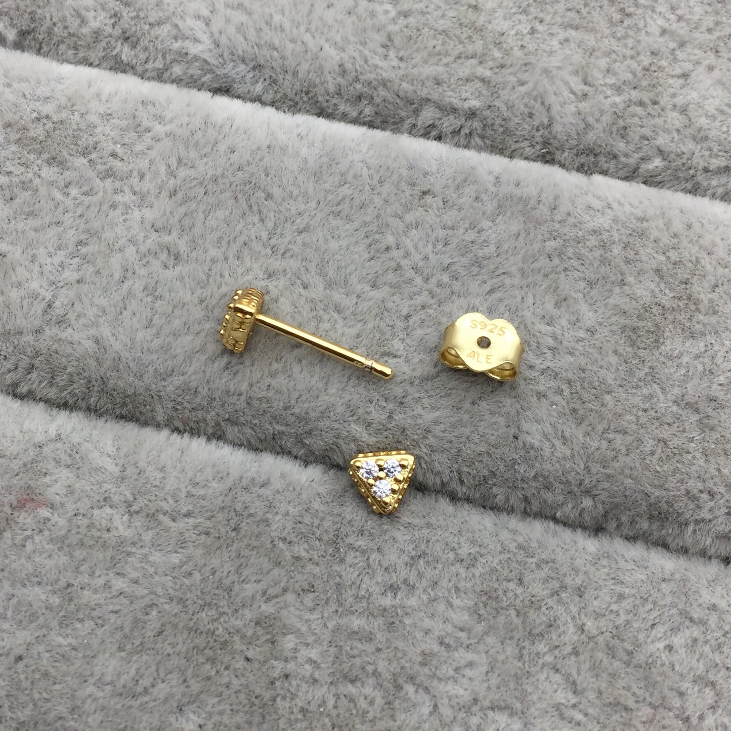 268030CZ
