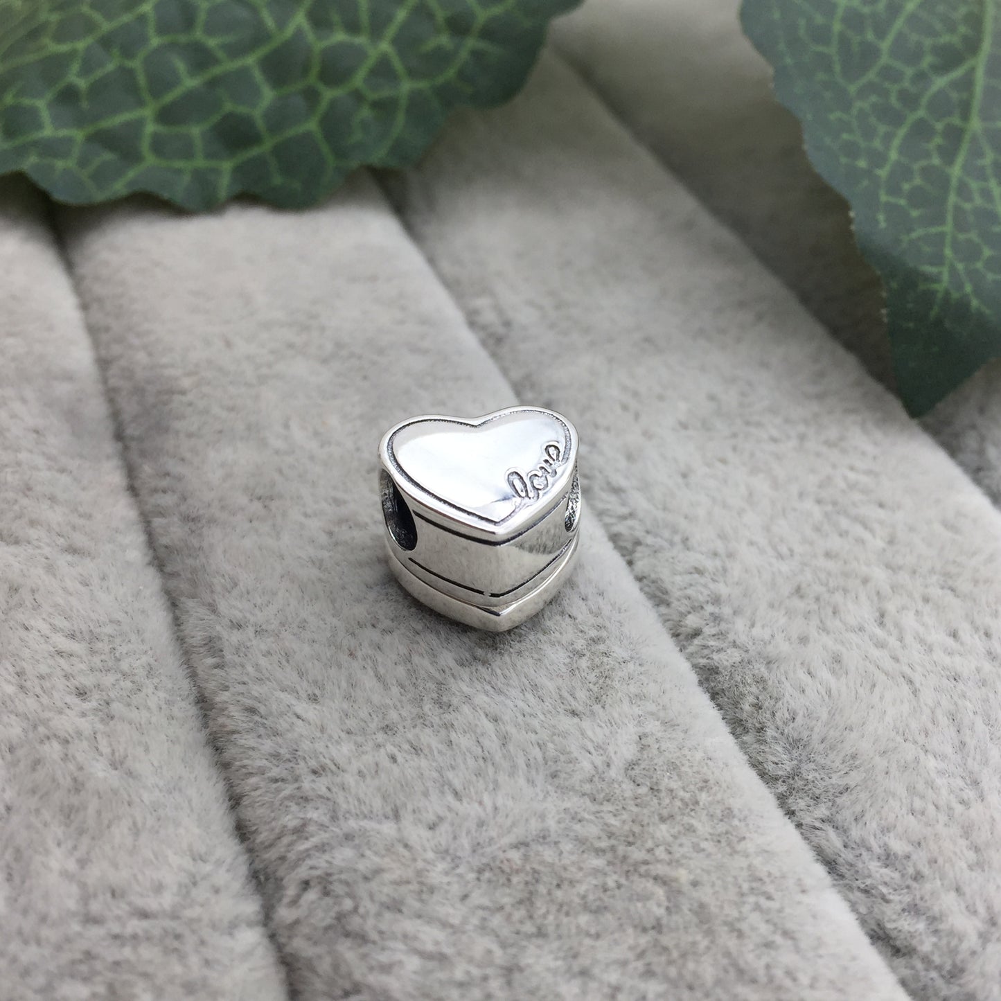 798072CZ