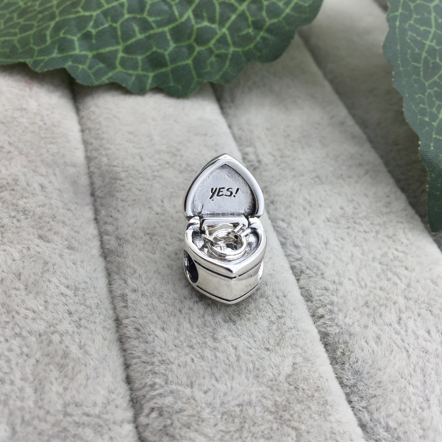 798072CZ