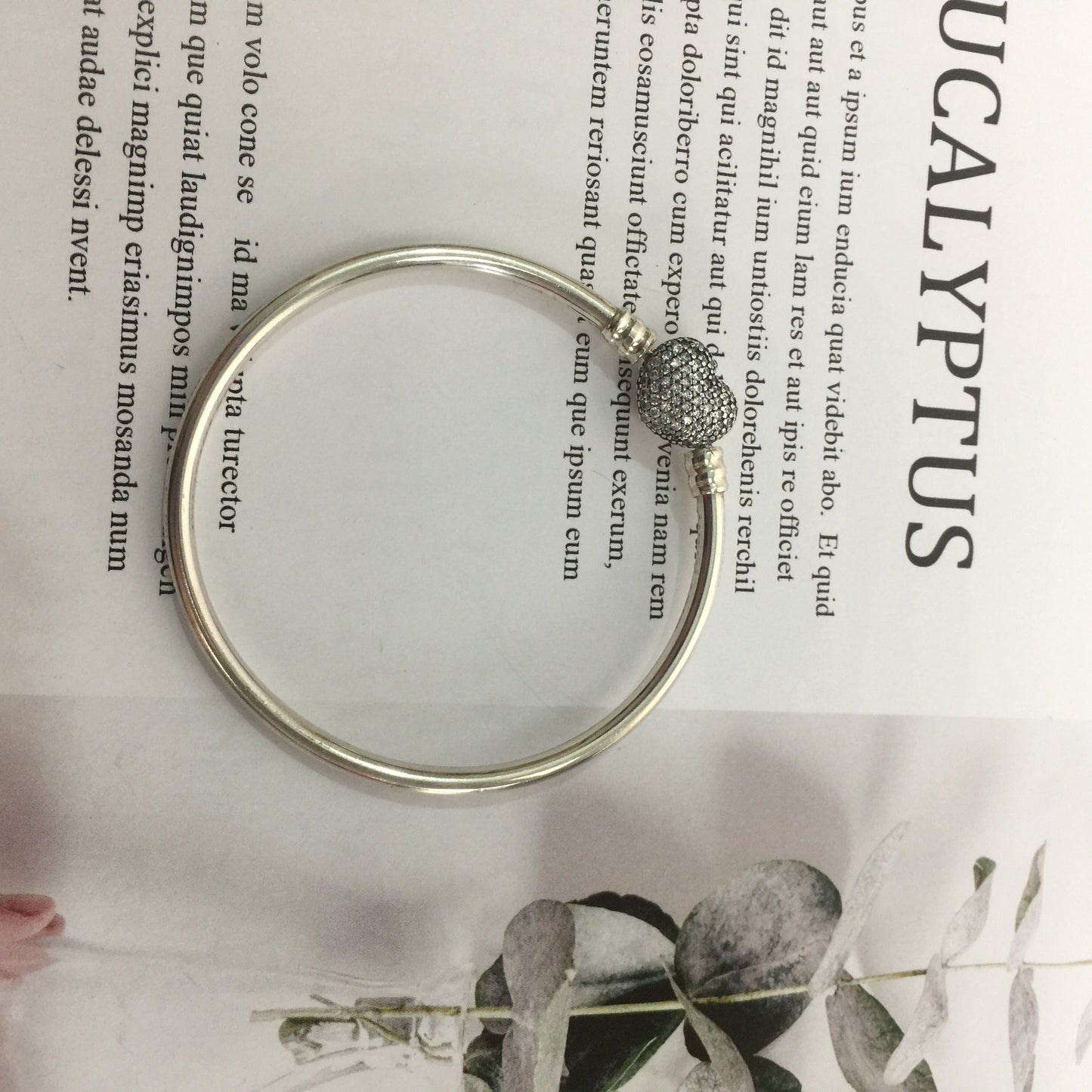 590722CZ