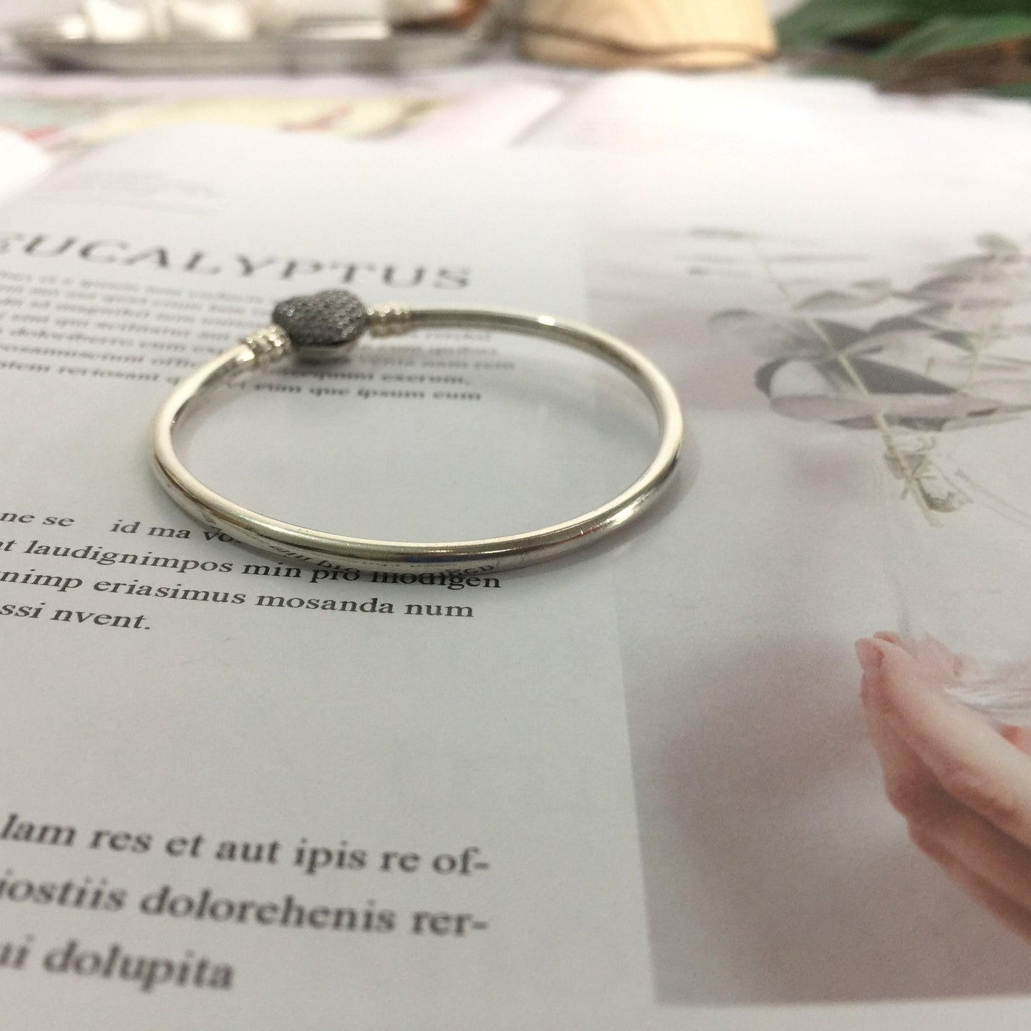 590722CZ
