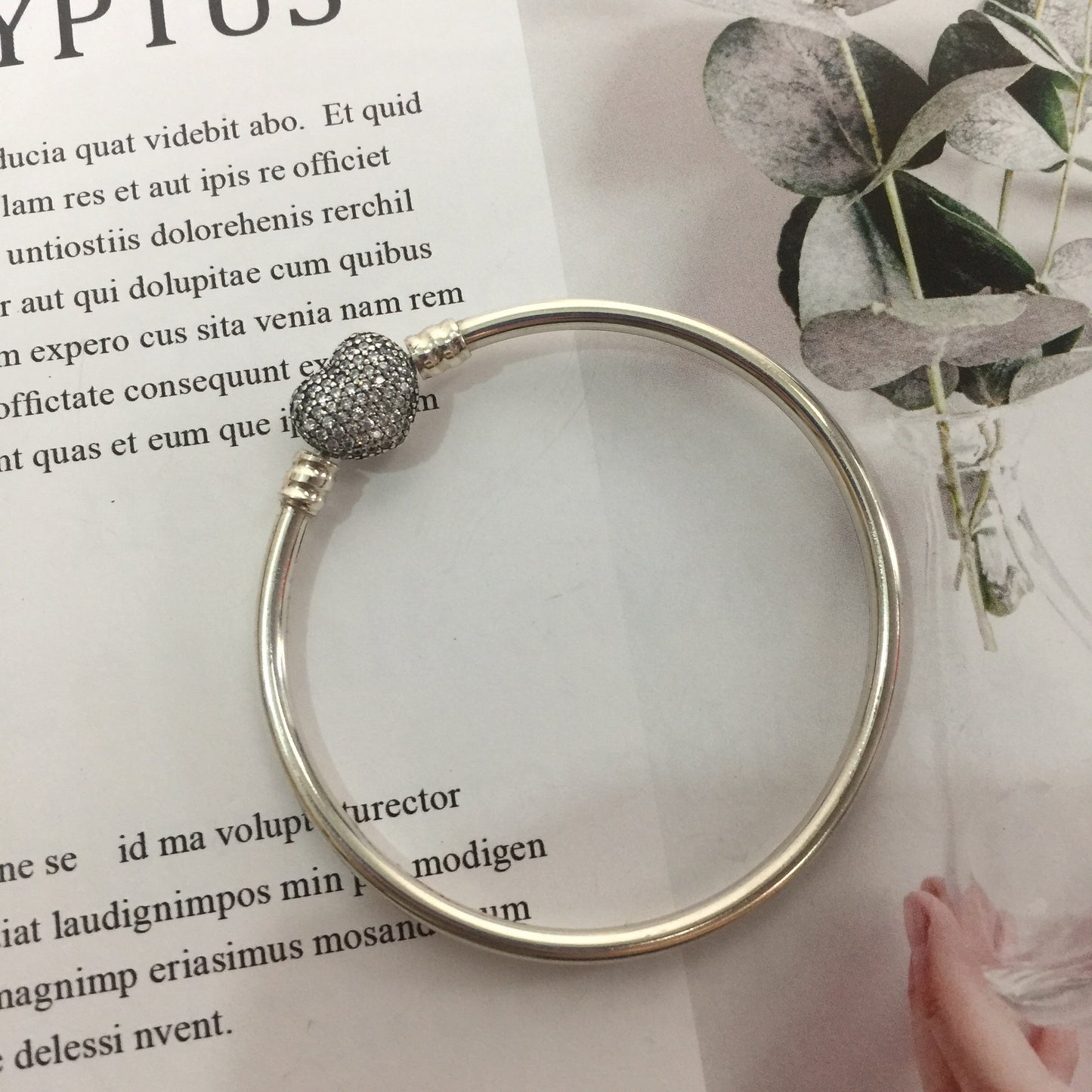 590722CZ
