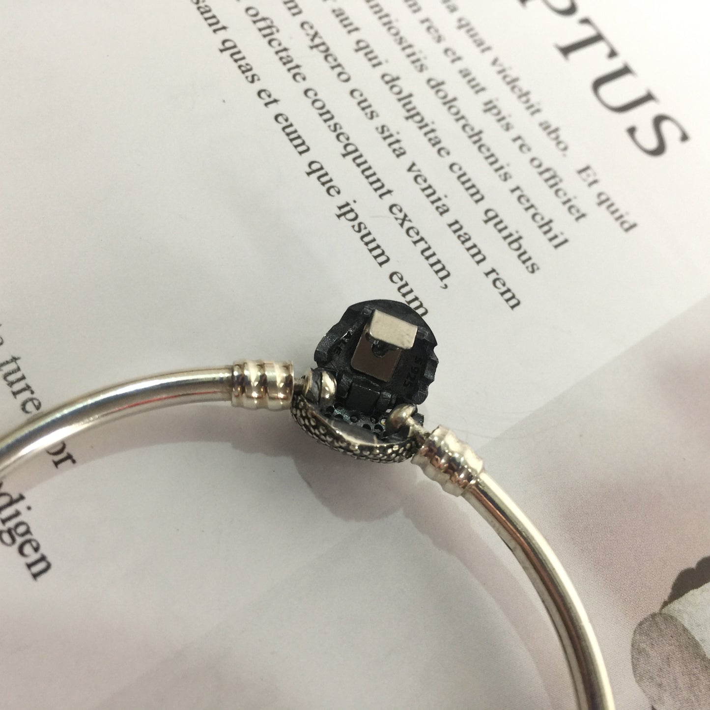 590722CZ