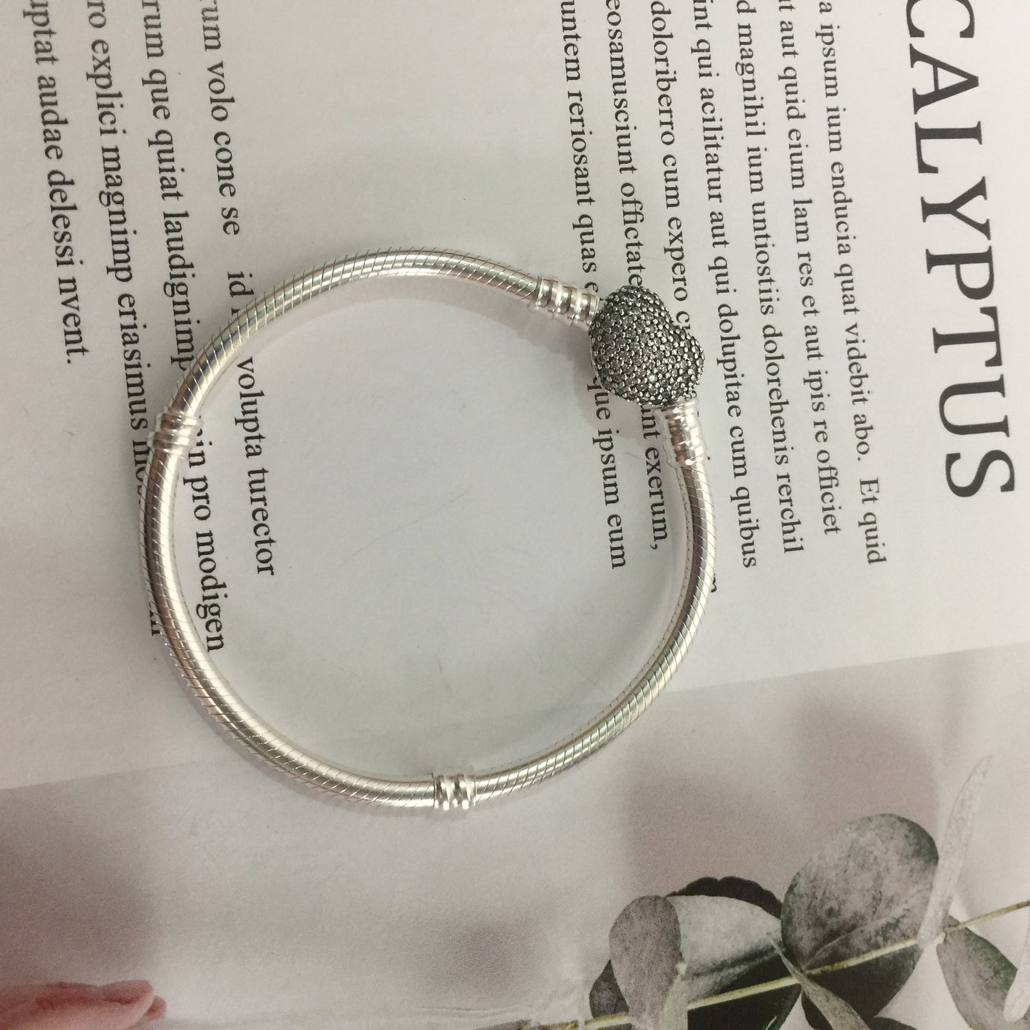 590722CZ