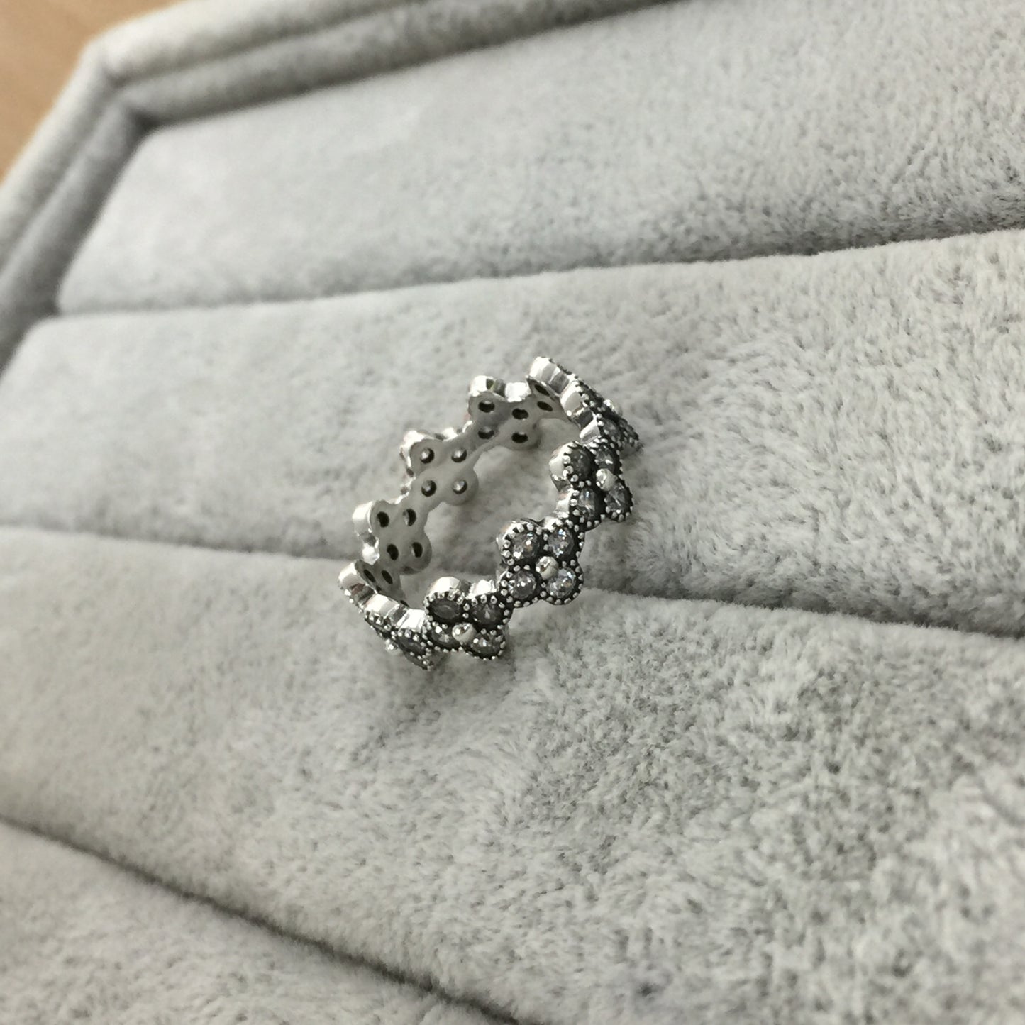 191000CZ