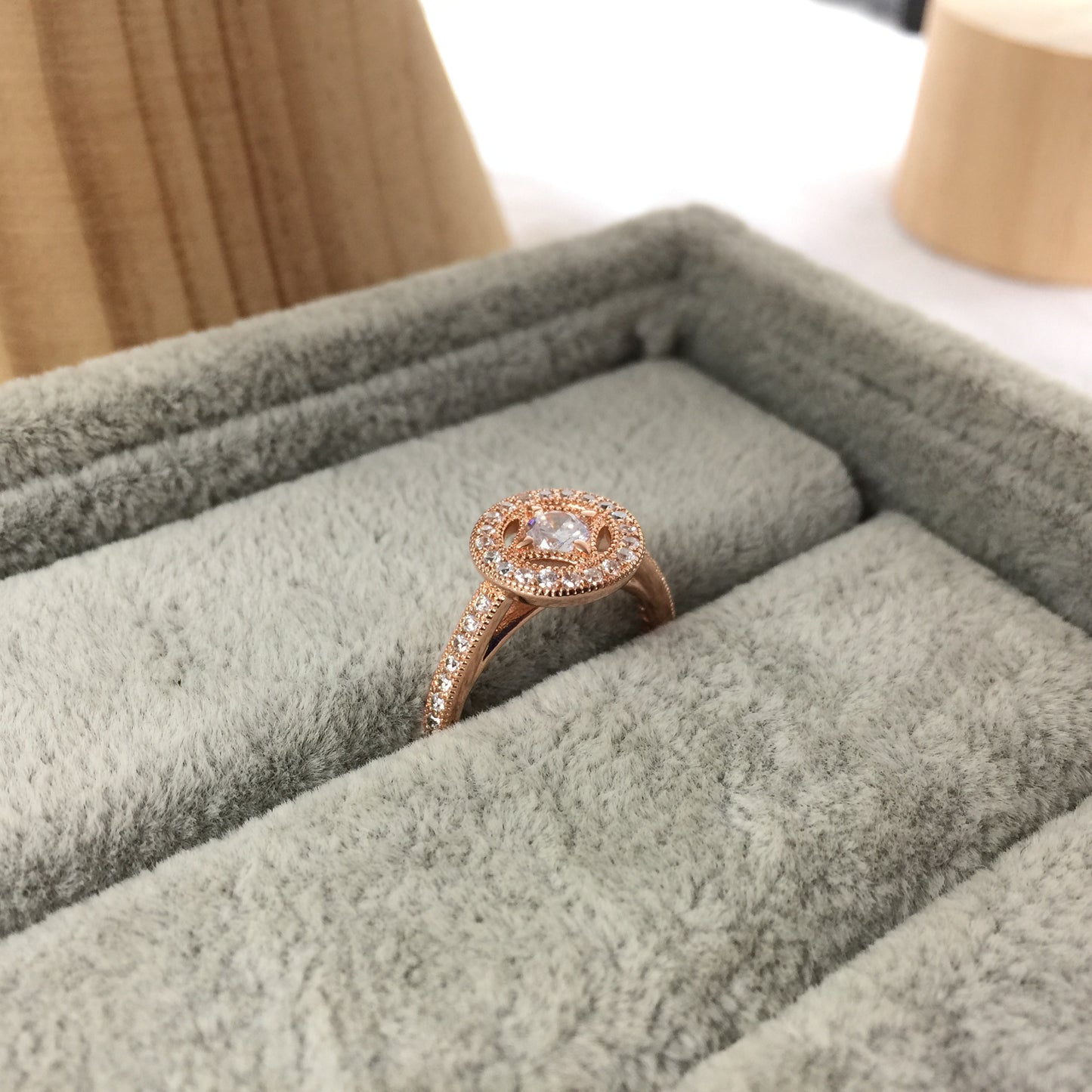 181006CZ