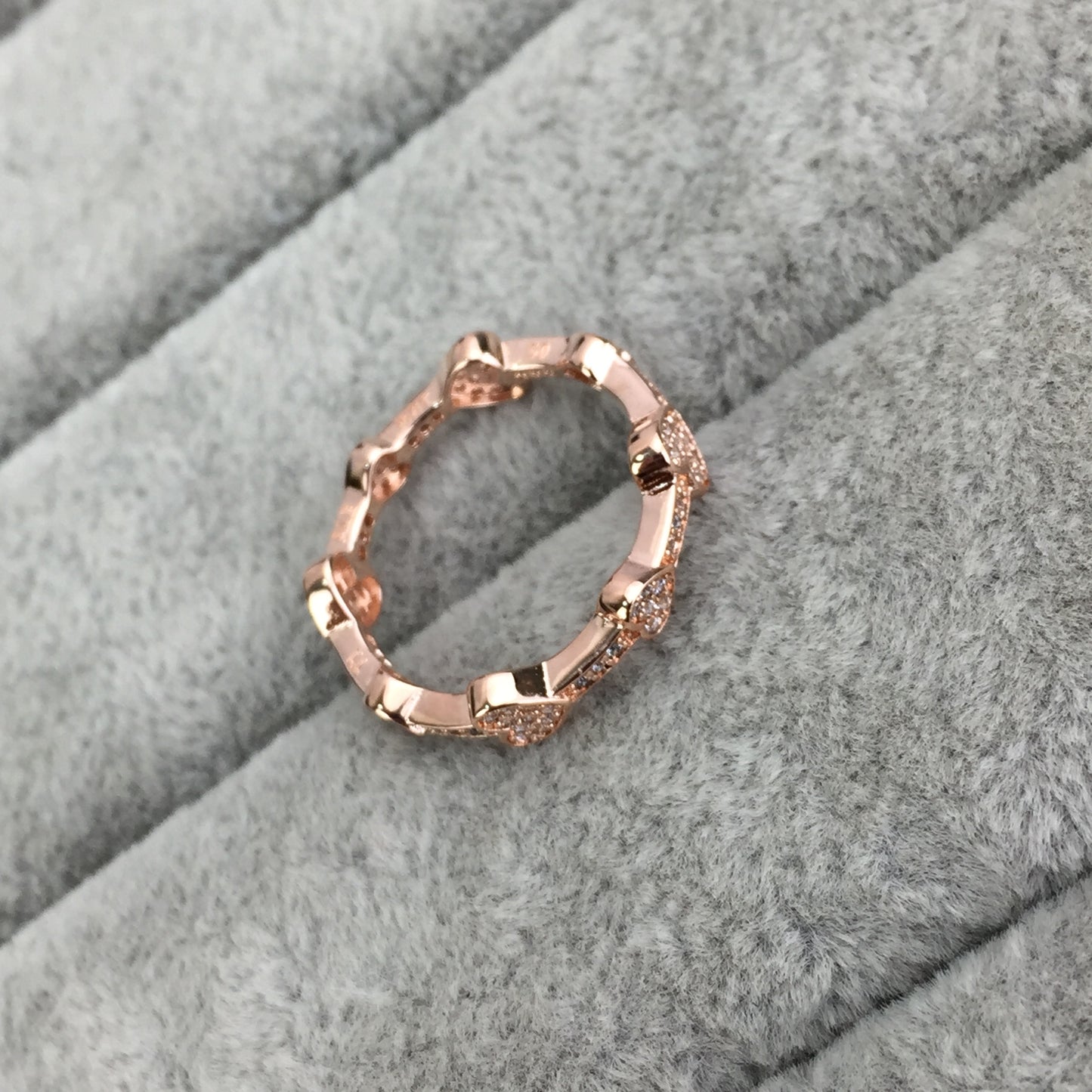 187729CZ