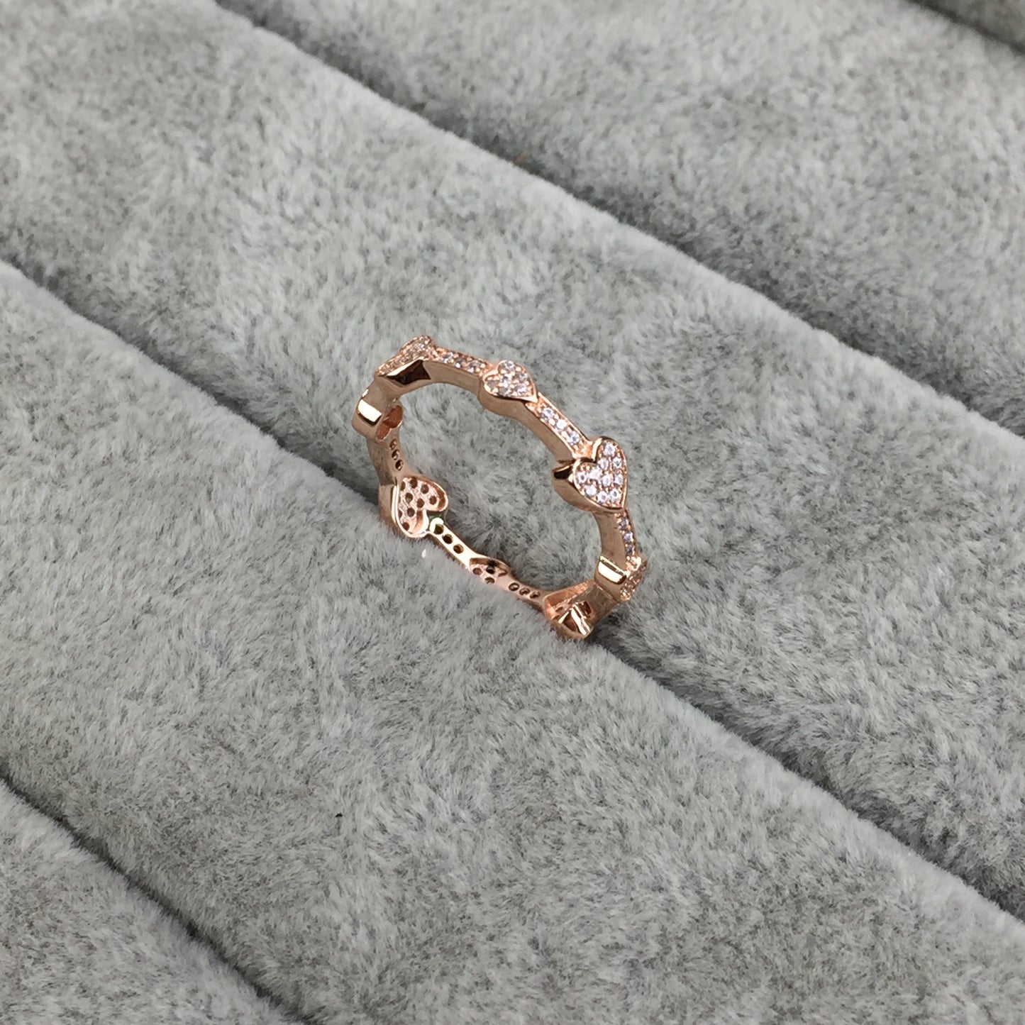 187729CZ