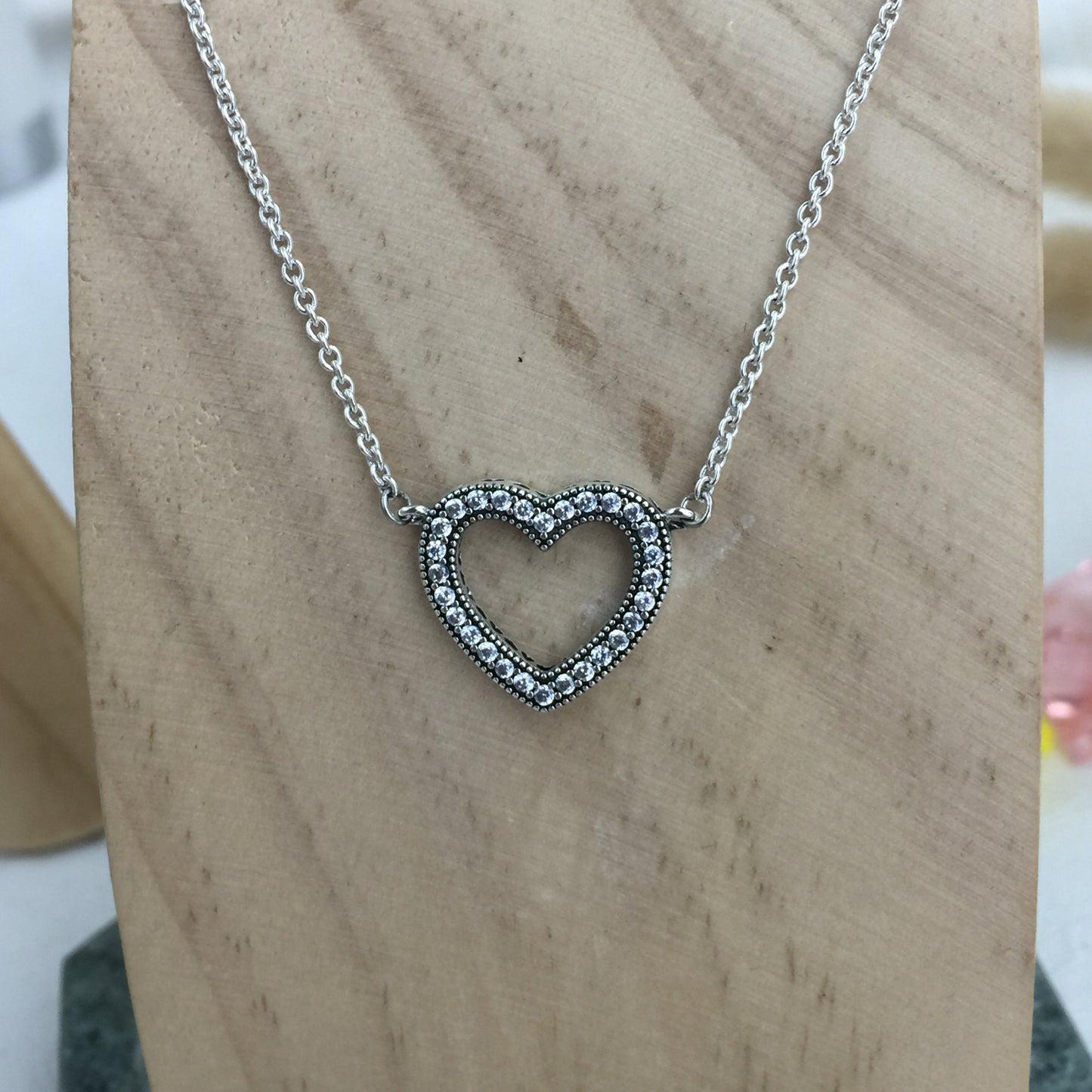 590534CZ