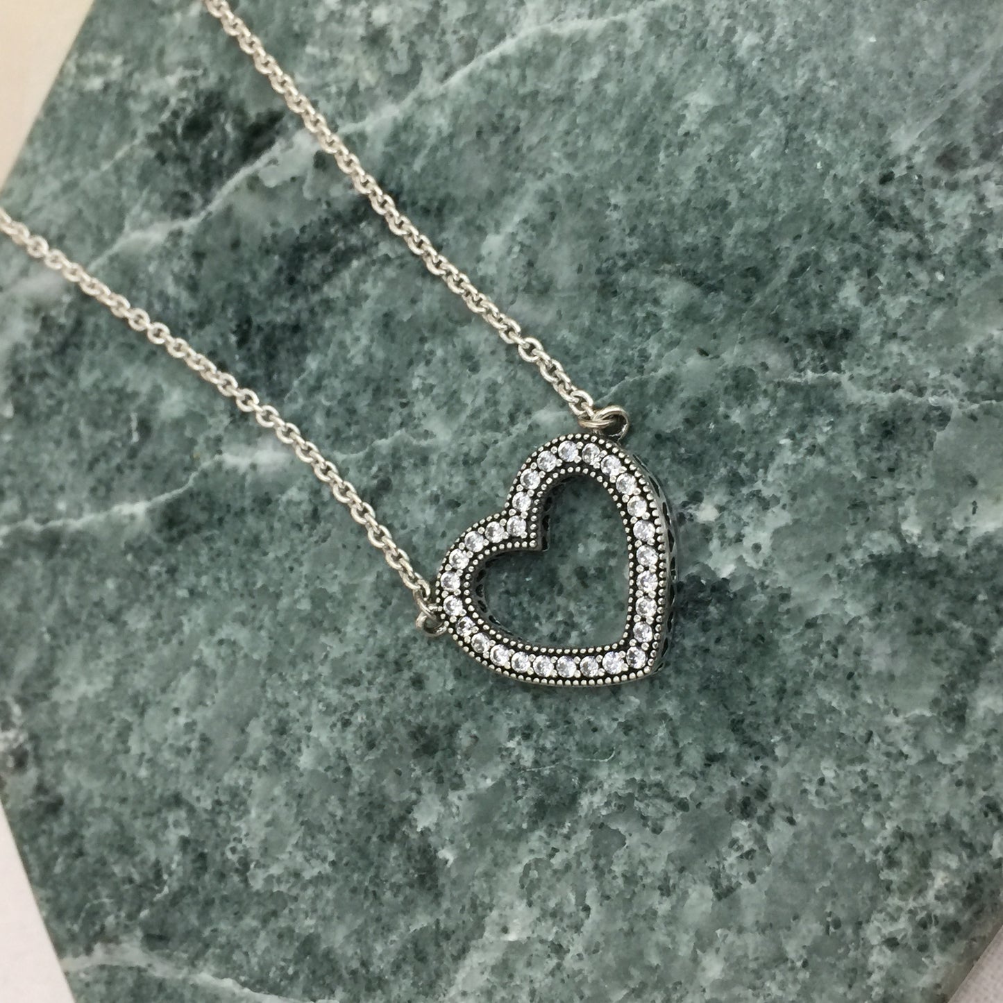 590534CZ
