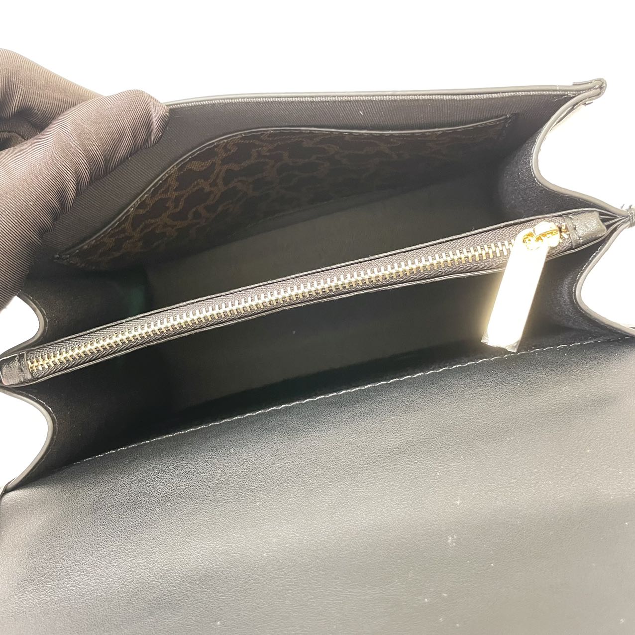 TO-BAG083