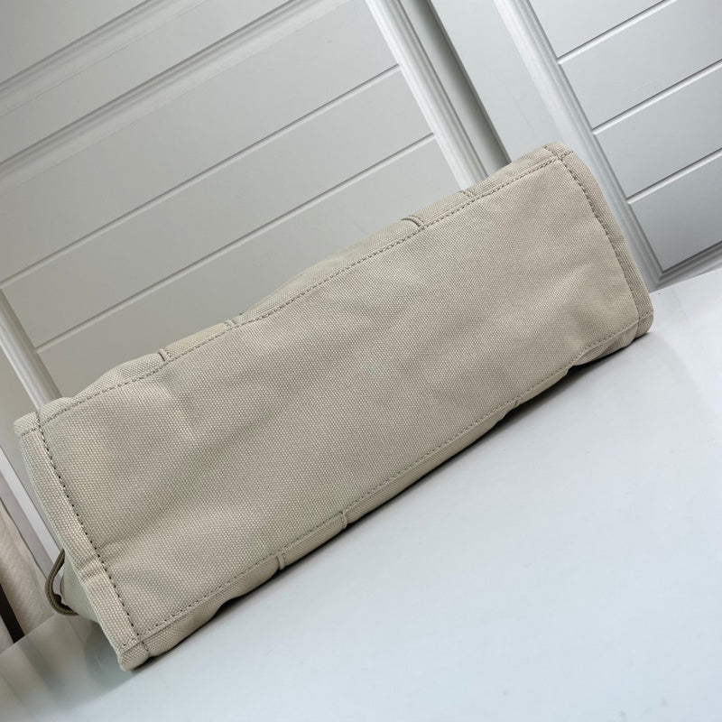 MJ BAG-93