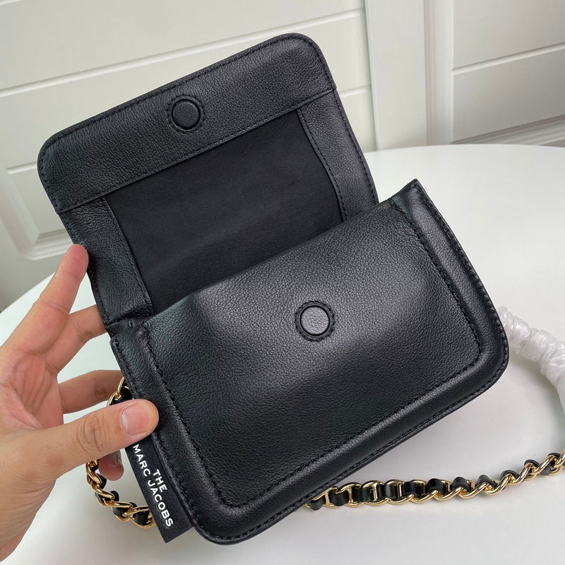 MJ BAG-112