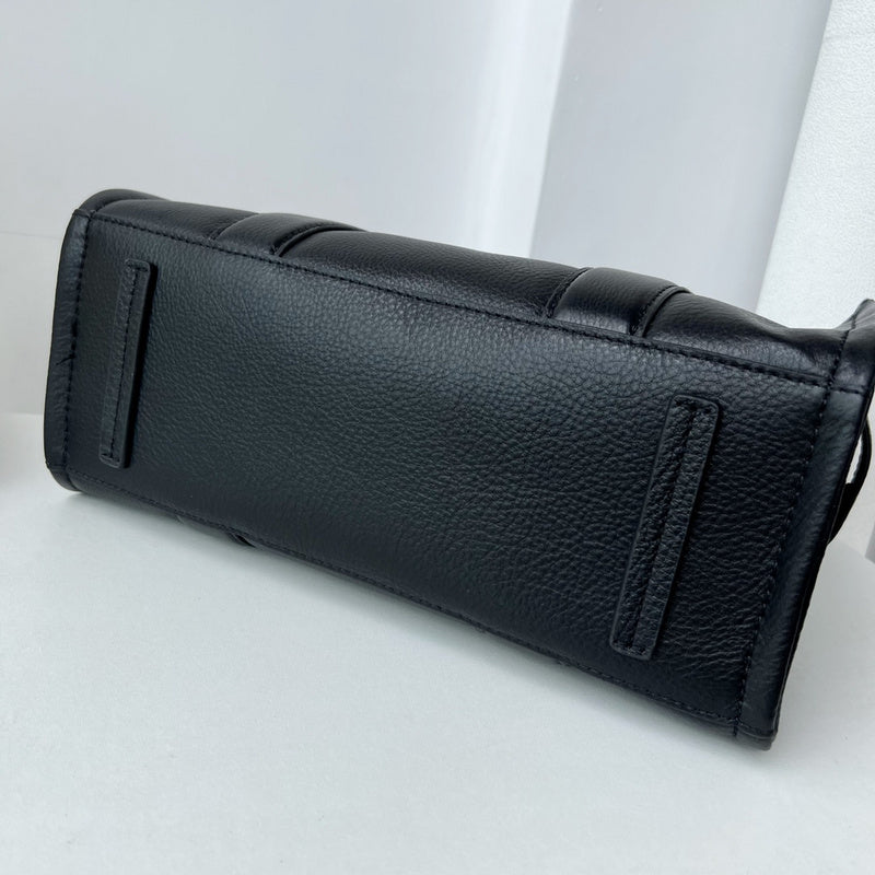 MJ BAG-223