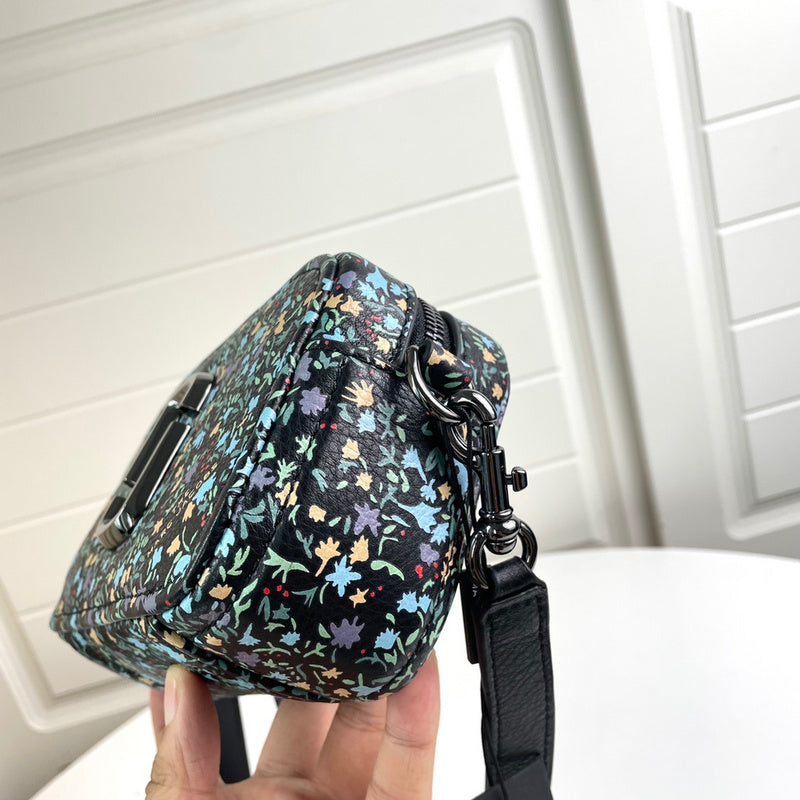 MJ BAG-113