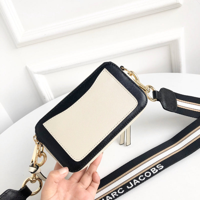 MJ BAG-122