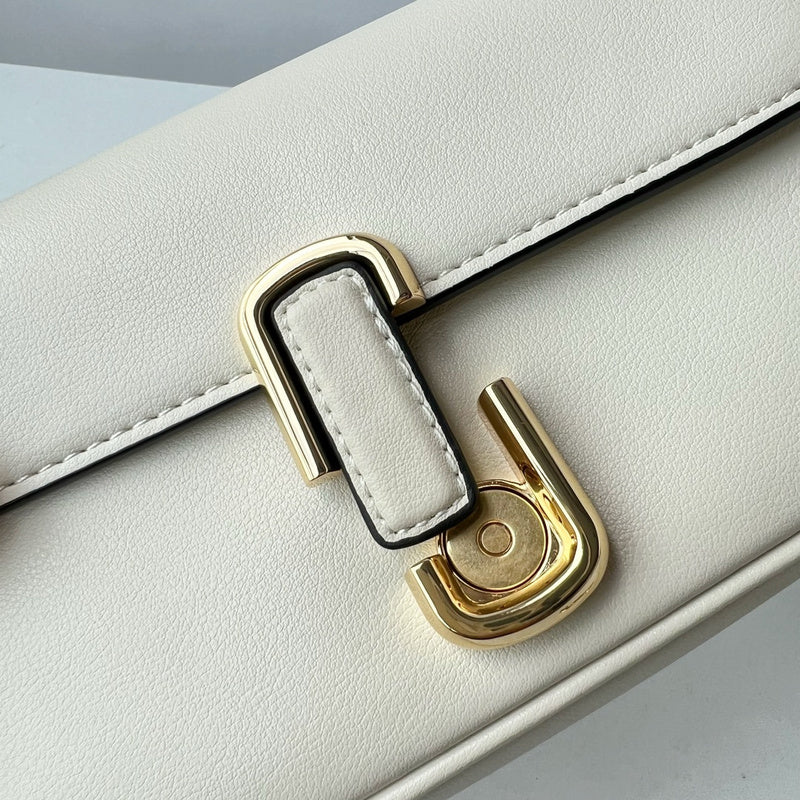 MJ BAG-232