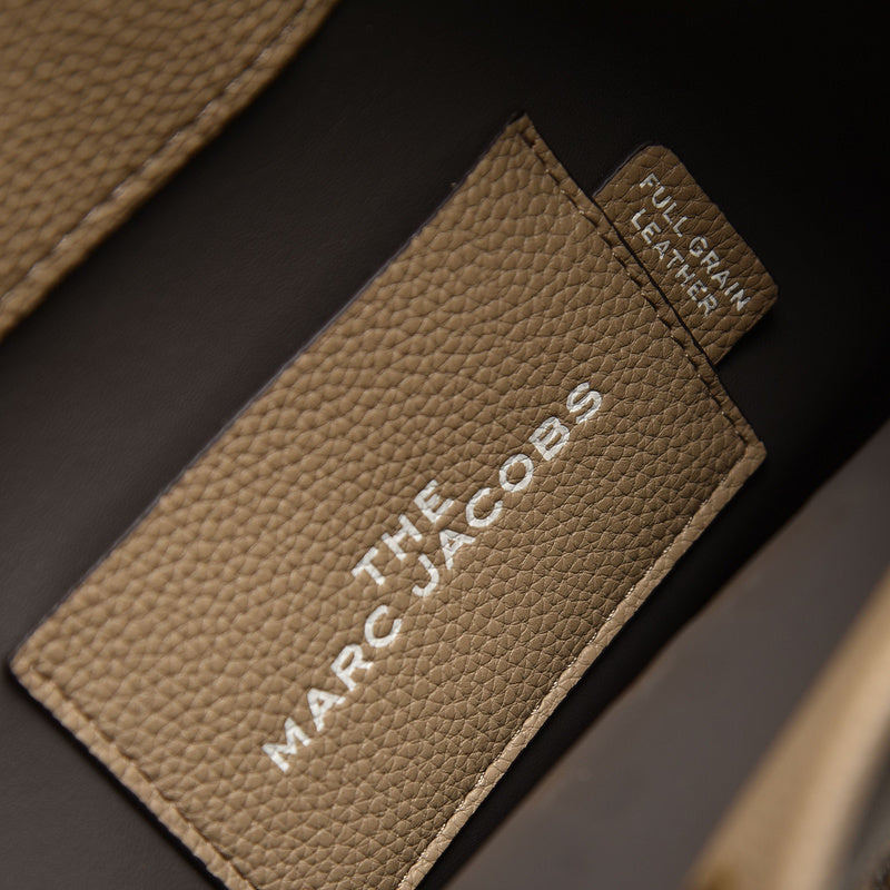 MJ BAG-215