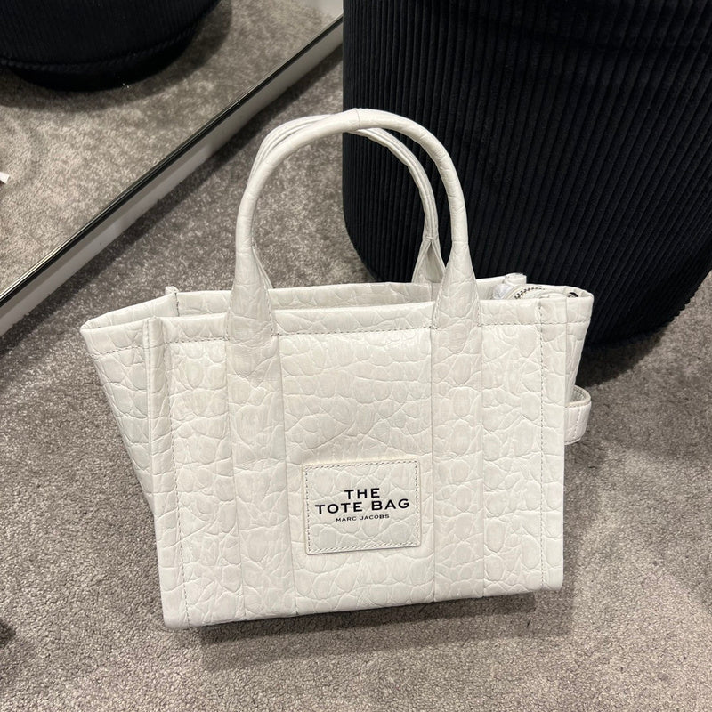 MJ BAG-237