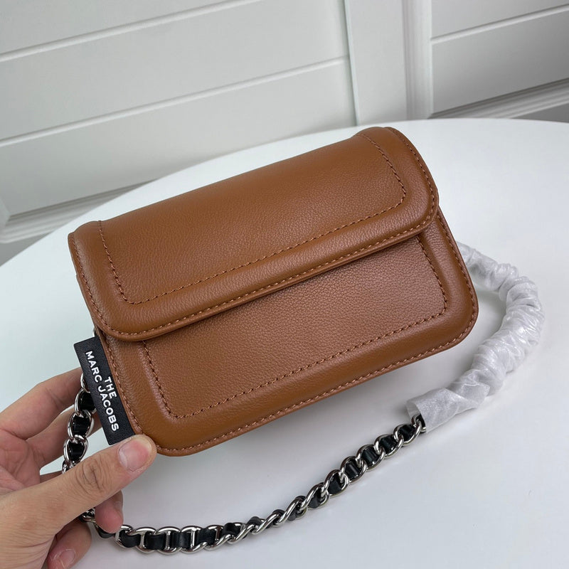 MJ BAG-111