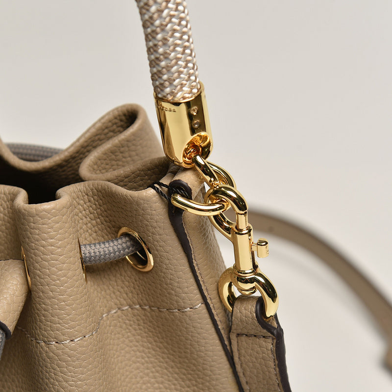MJ BAG-215