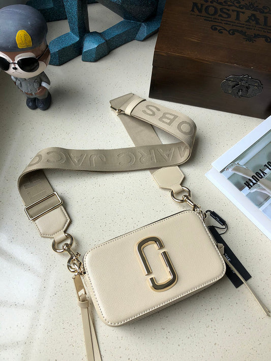 MJ BAG-182