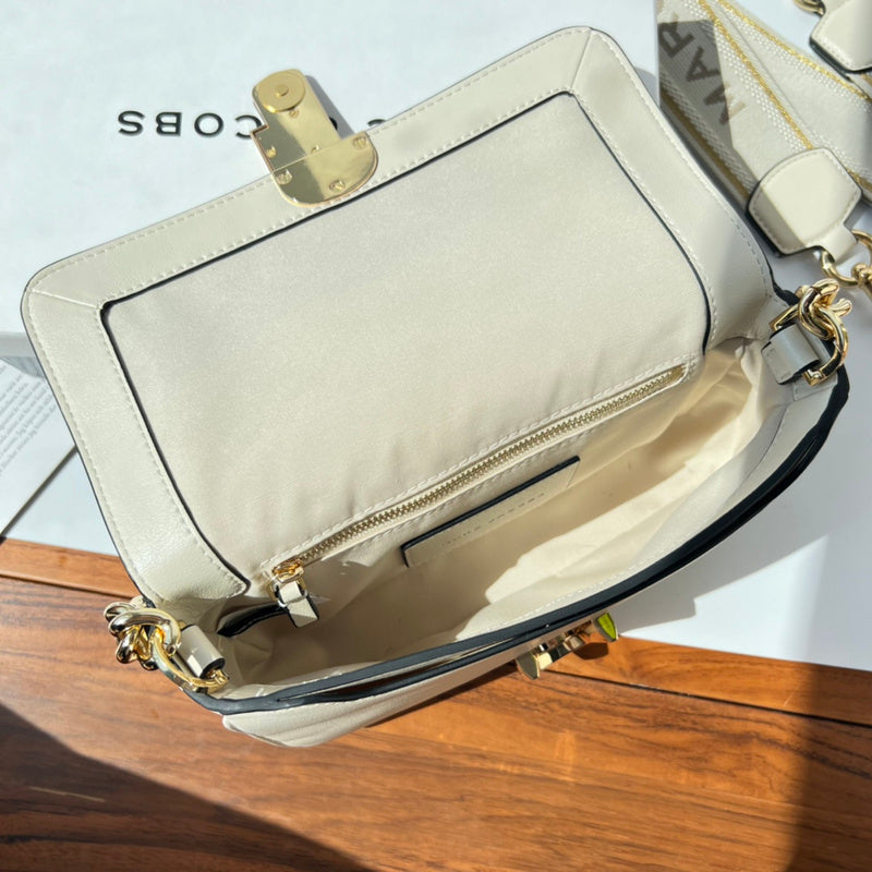 MJ BAG-238
