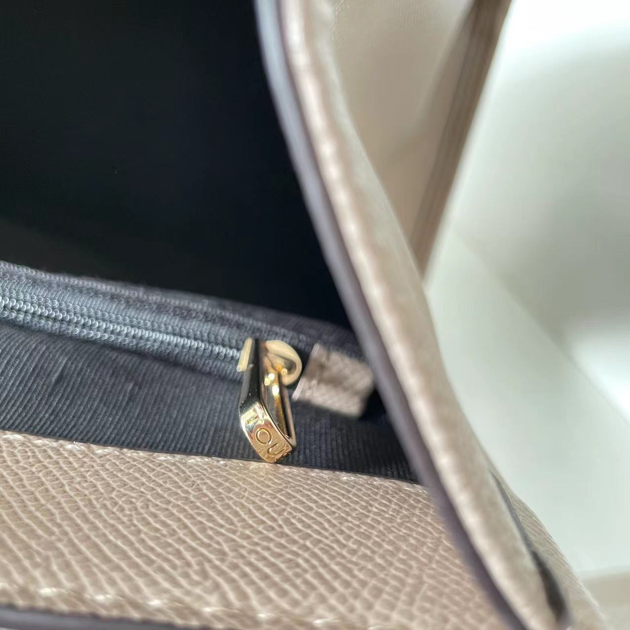 TO-BAG193