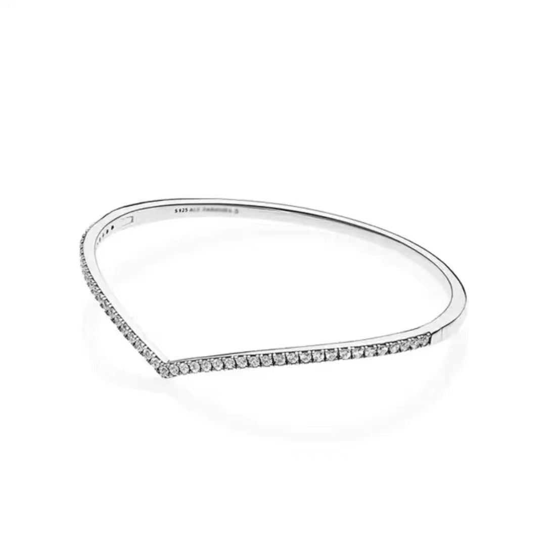597837CZ