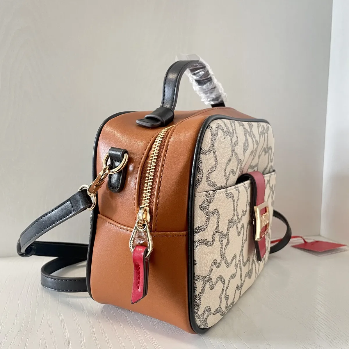 TO-BAG230