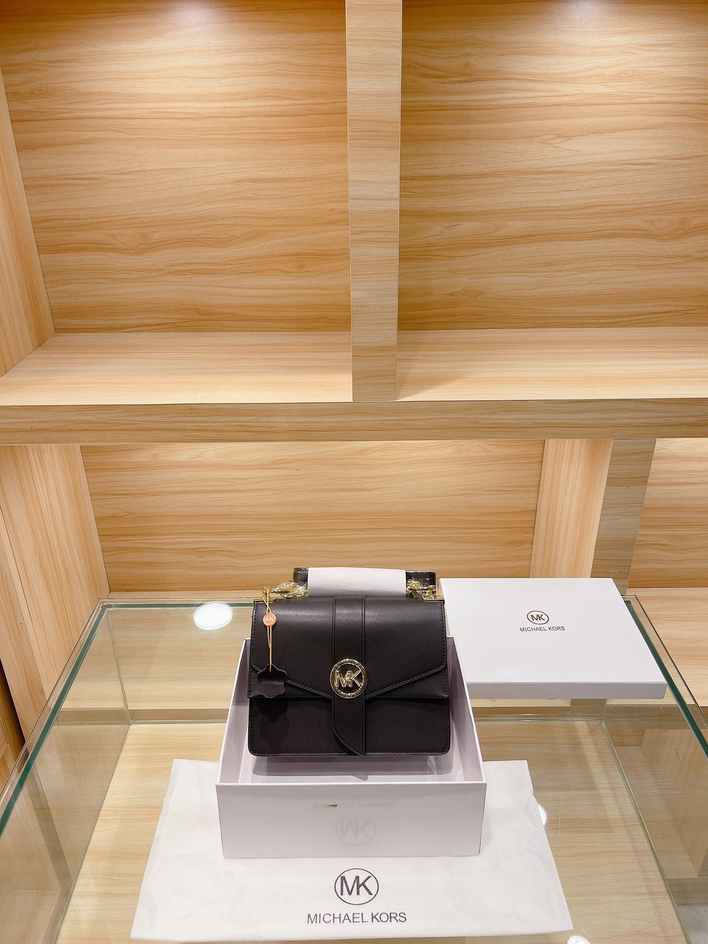 MK-BAG763