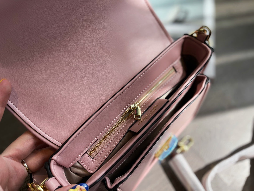 MK-BAG760