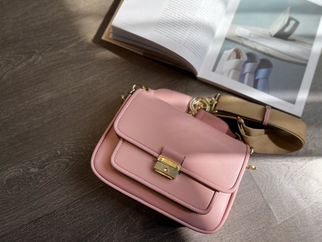 MK-BAG760